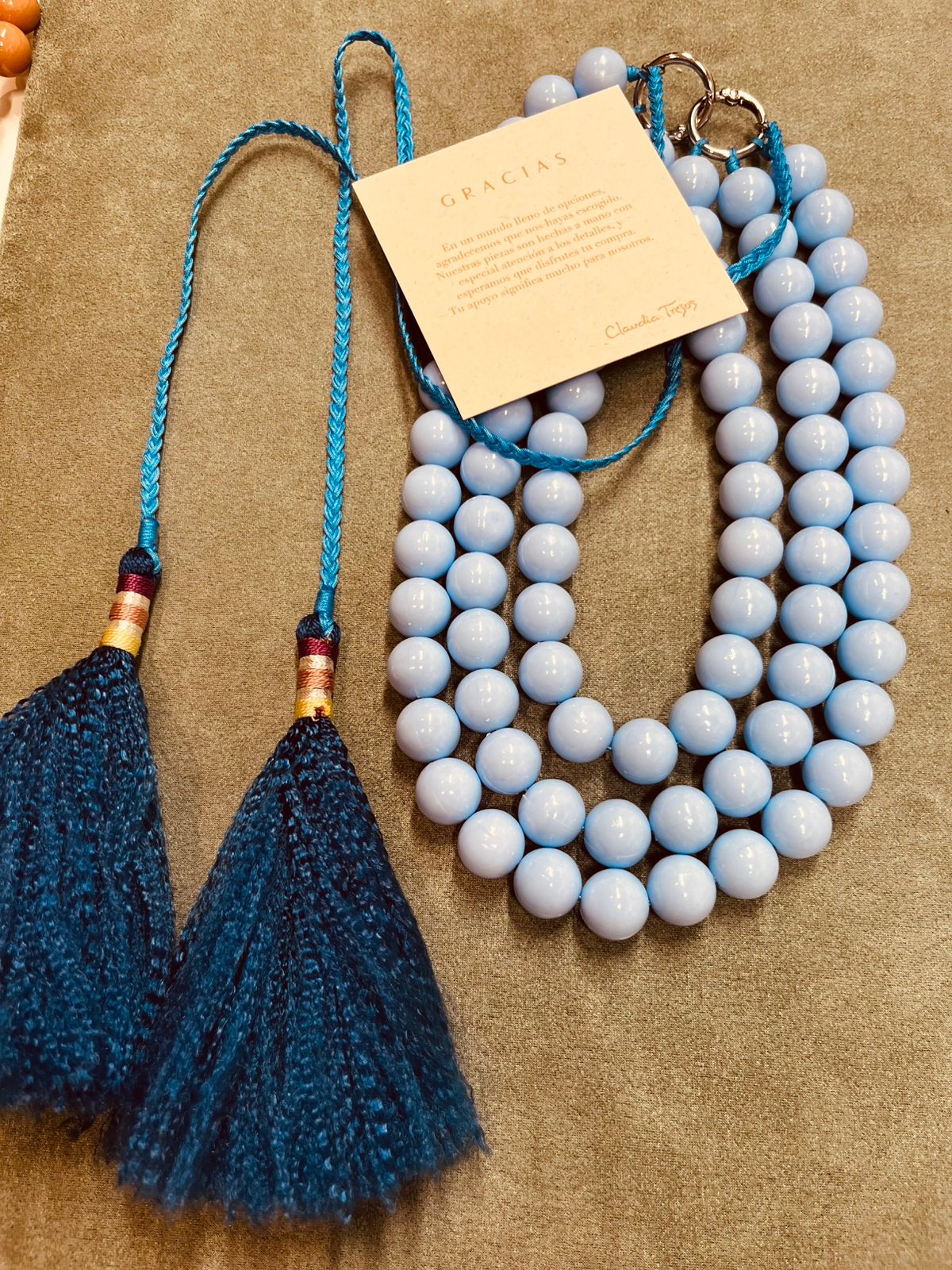 COLLAR AZUL BY CLAUDIA TREJOS