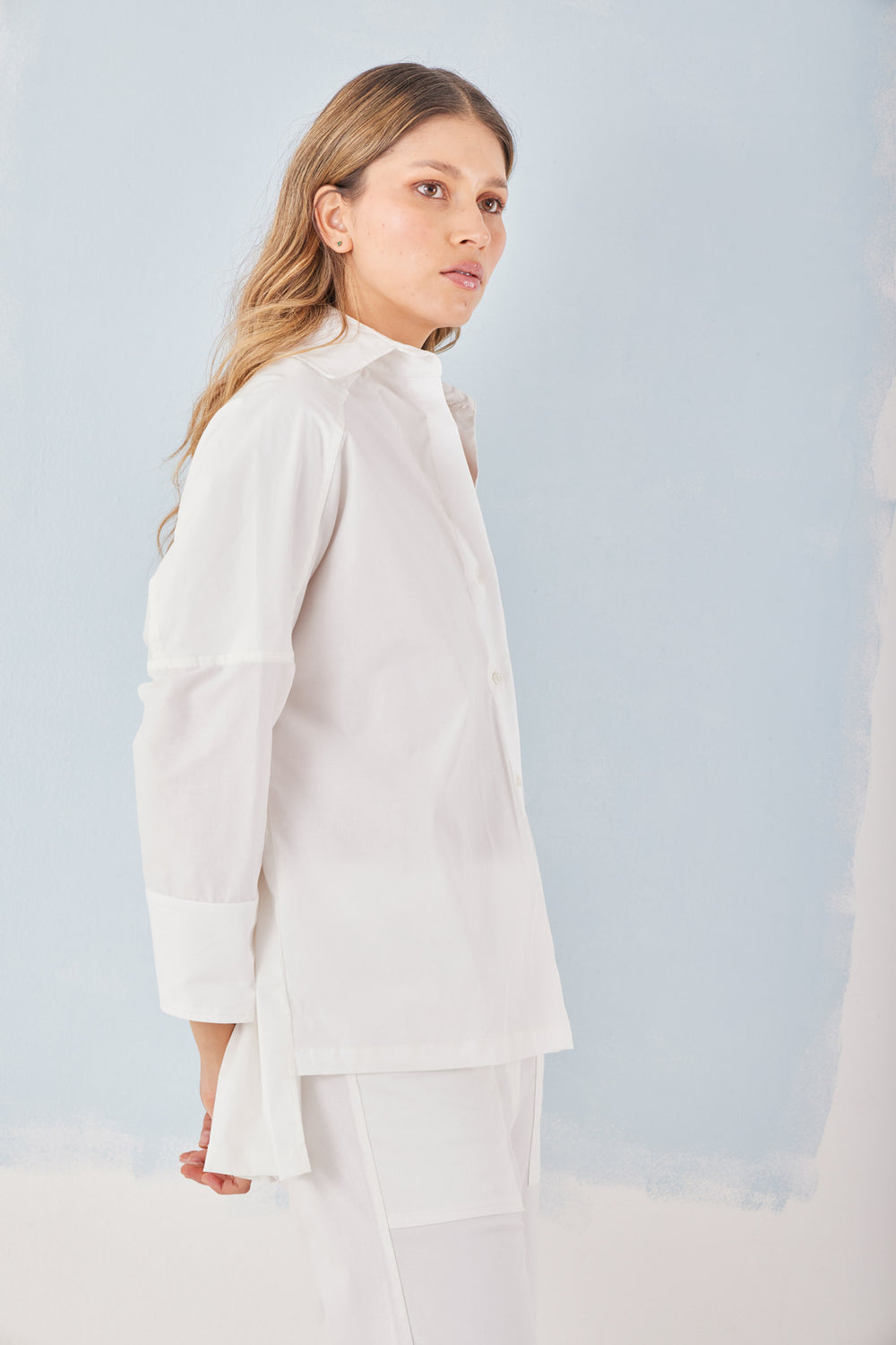 Camisa Método — camisa oversize, corte relajado de camisa larga. ANARIAS Atelier