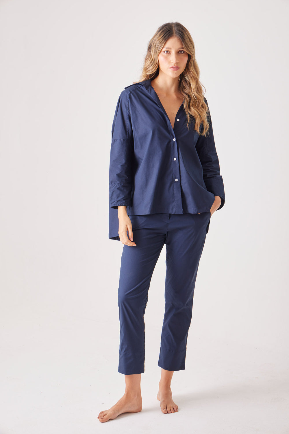 Pantalón Mirador — pantalón al tobillo de tiro medio, tiro medio con cierre. ANARIAS Atelier