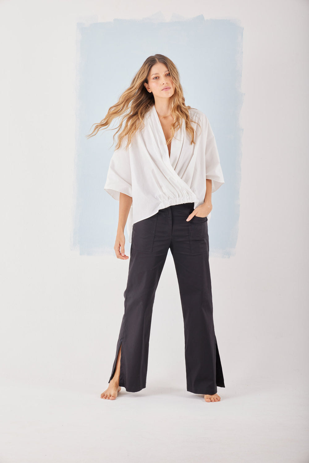 Top Sesgo — blusa oversize tipo poncho, para llevar con tiro medio o alto. ANARIAS Atelier