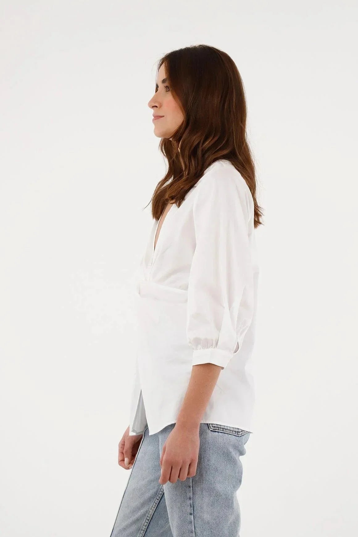 Camisa Amelia ANARIAS Atelier — look completo con pantalón de la colección, tono a tono