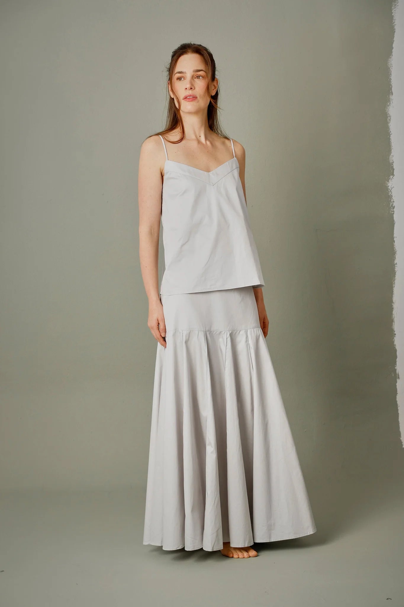 Falda Mareas ANARIAS Atelier — vista trasera con detalle de pretina y resorte