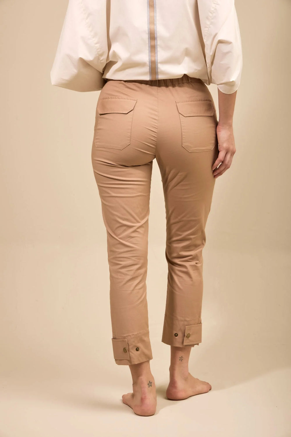Pantalón Mirador ANARIAS Atelier — comparativa de los tres colores: chocolate, navy y kaky