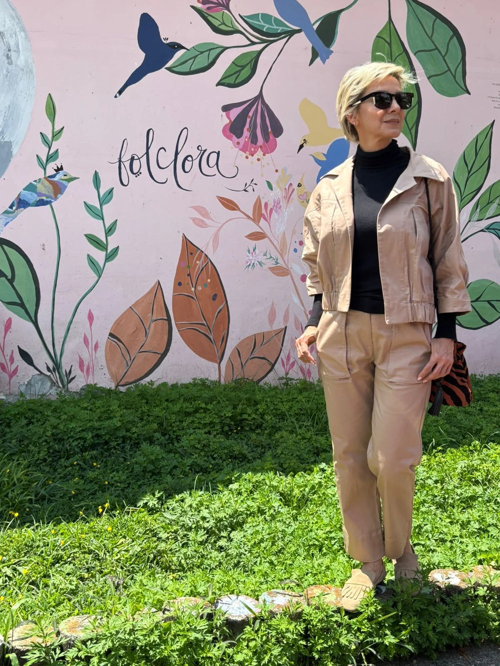Pantalón Pacífico ANARIAS Atelier en negro — vista frontal completa sobre fondo neutro
